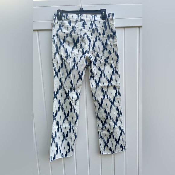 BRAND NEW FREE PEOPLE MOM JEANS!!! white with navy blue accents, size 28 - Picture 5 of 5